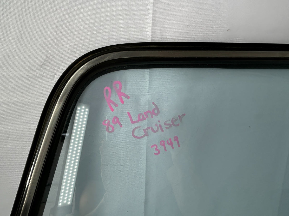 81-90 Toyota Land Cruiser Rear Right Side Quarter Window Glass OEM 62711-90A12