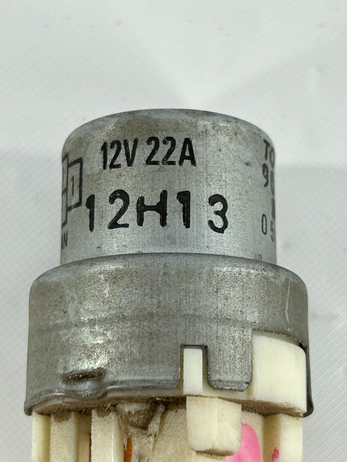 1981-1997 Toyota Land Cruiser Air Conditioning Clutch Relay 90987-01003
