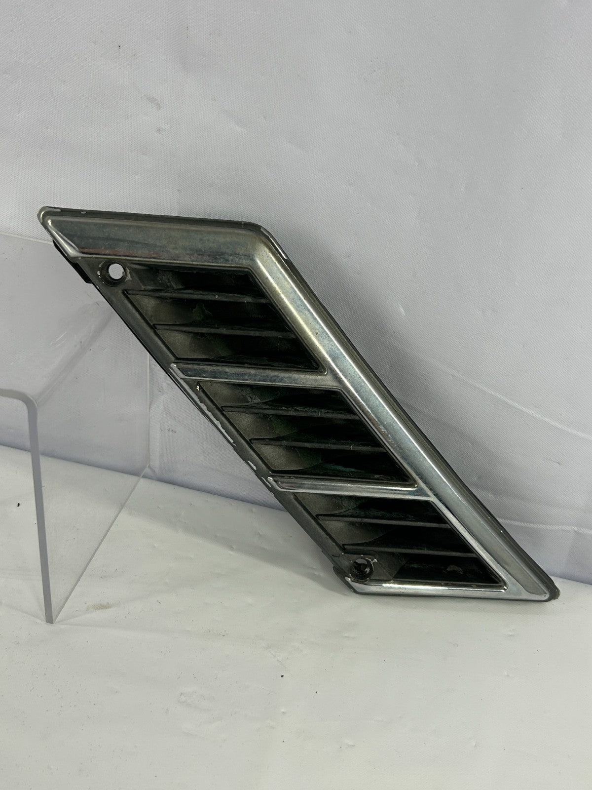 1981-1990 Toyota Land Cruiser Front Left Driver Fender Air Vent OEM 75340-90A00
