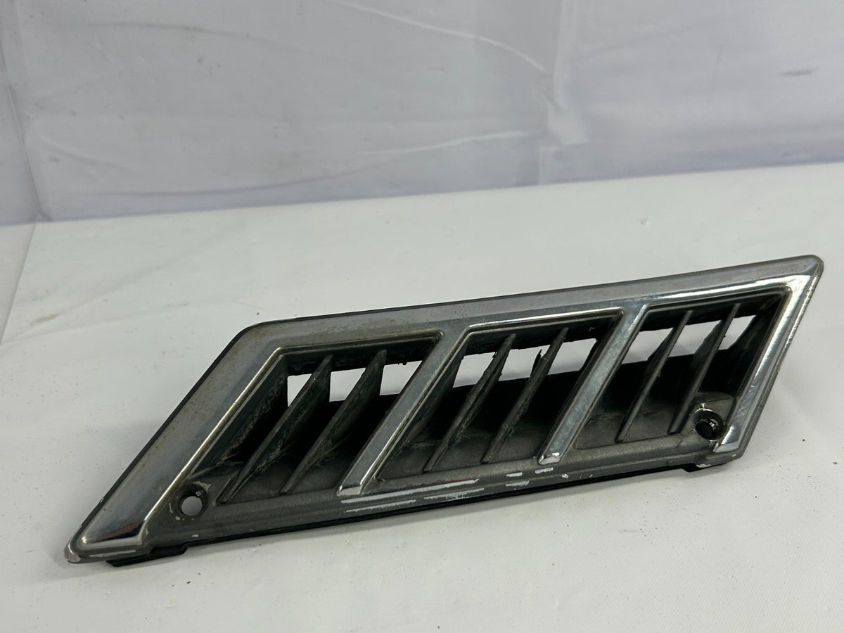 1981-1990 Toyota Land Cruiser Front Left Driver Fender Air Vent OEM 75340-90A00