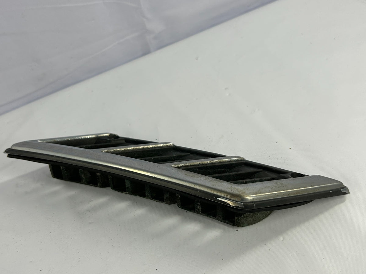 1981-1990 Toyota Land Cruiser Front Left Driver Fender Air Vent OEM 75340-90A00