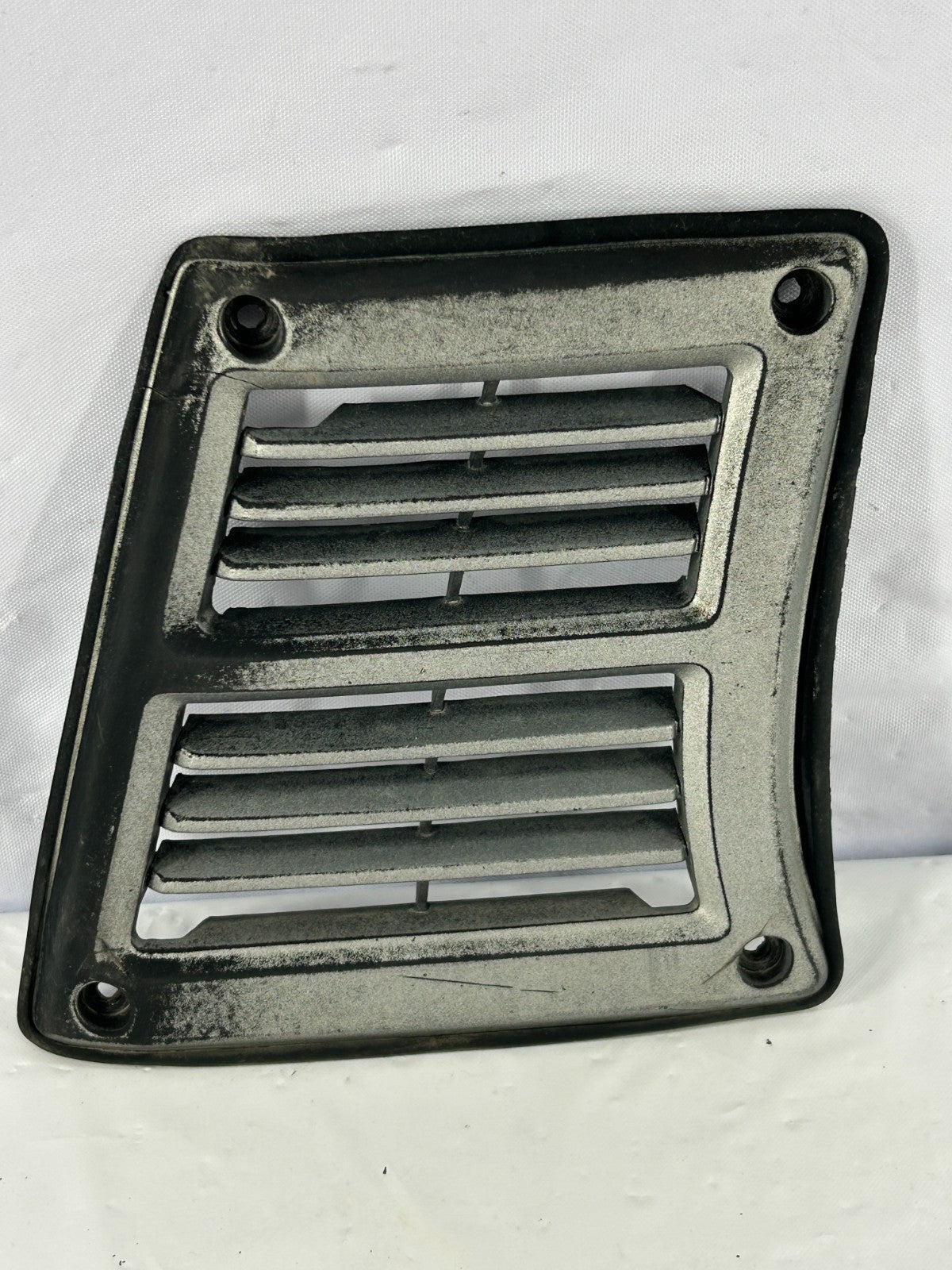 81-90 Toyota Land Cruiser Rear Right Side D-Pillar Vent Grill OEM 62905-90A00