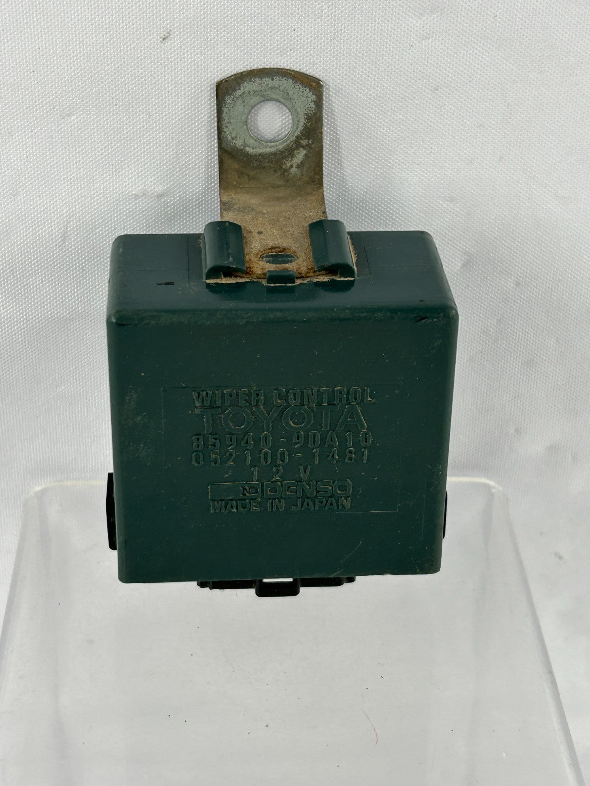 1988-1990 Toyota Land Cruiser FJ62 Rear Wiper Control Relay OEM 85940-90A10