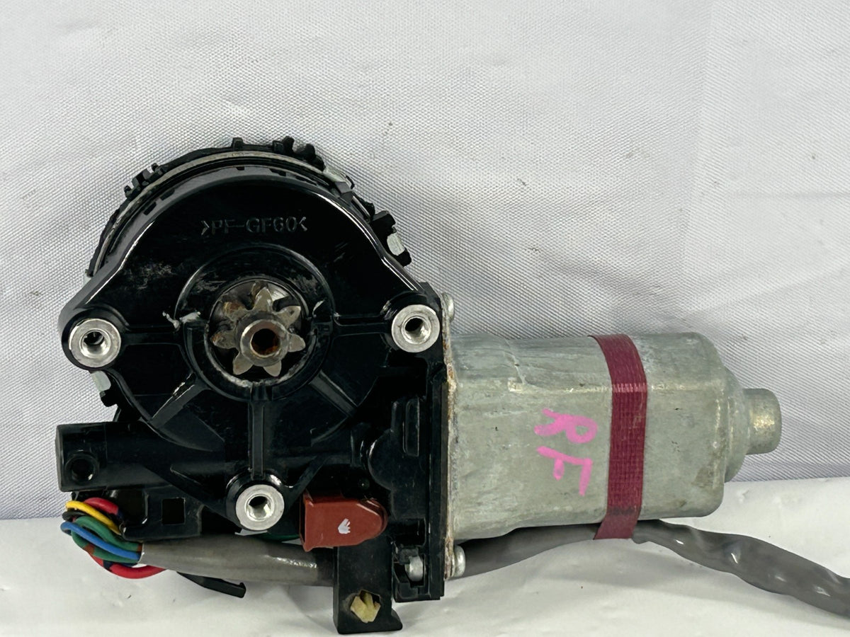 2001-2007 Toyota Sequoia Front Right Door Power Window Motor OEM 85710-34030