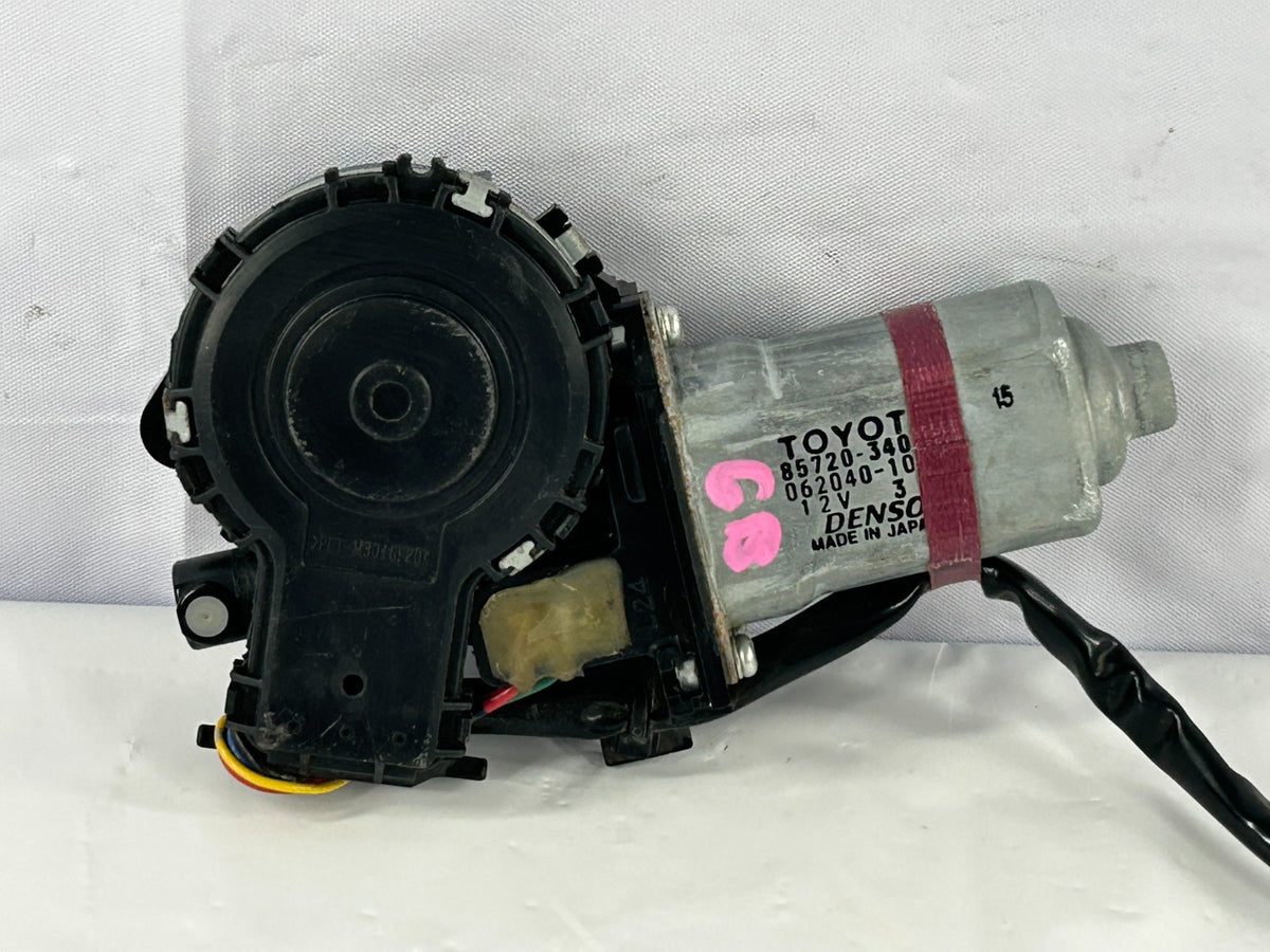 01-07 Toyota Sequoia Front Left Driver Door Power Window Motor OEM 85720-34030