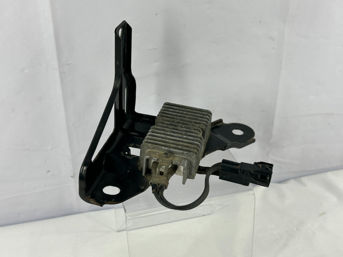 04-07 Toyota Sequoia Fuel Pump Resistor Control Module w/Bracket OEM 23080-50150