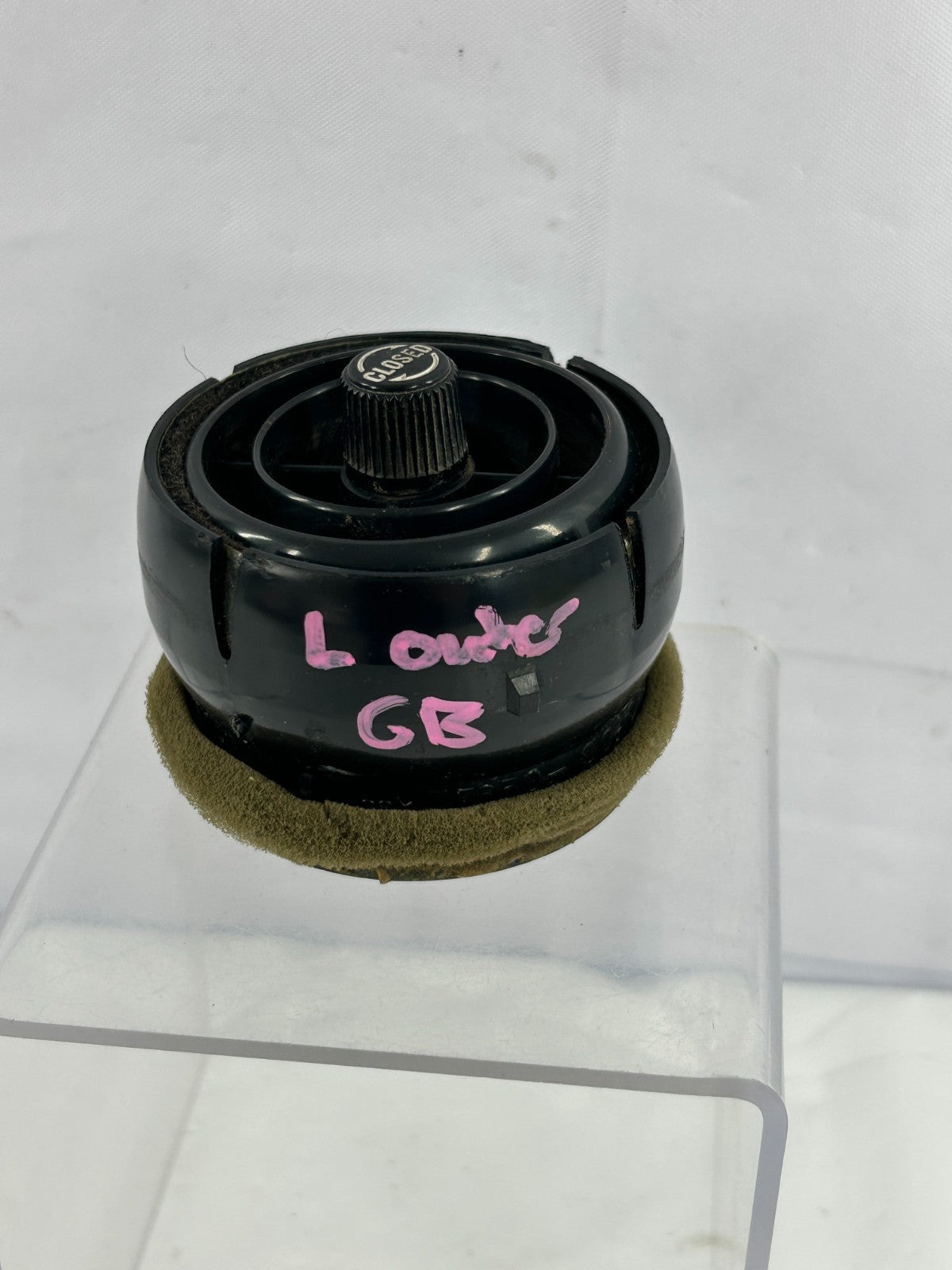 88-90 Toyota Land Cruiser Left Driver Outer Dash A/C Air Vent OEM 55650-90A02