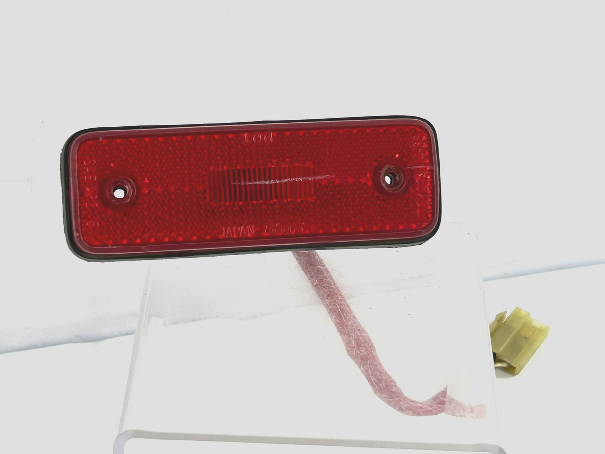 81-90 Toyota Land Cruiser FJ62 Rear Left Side Marker Light Lamp OEM 81750-91255