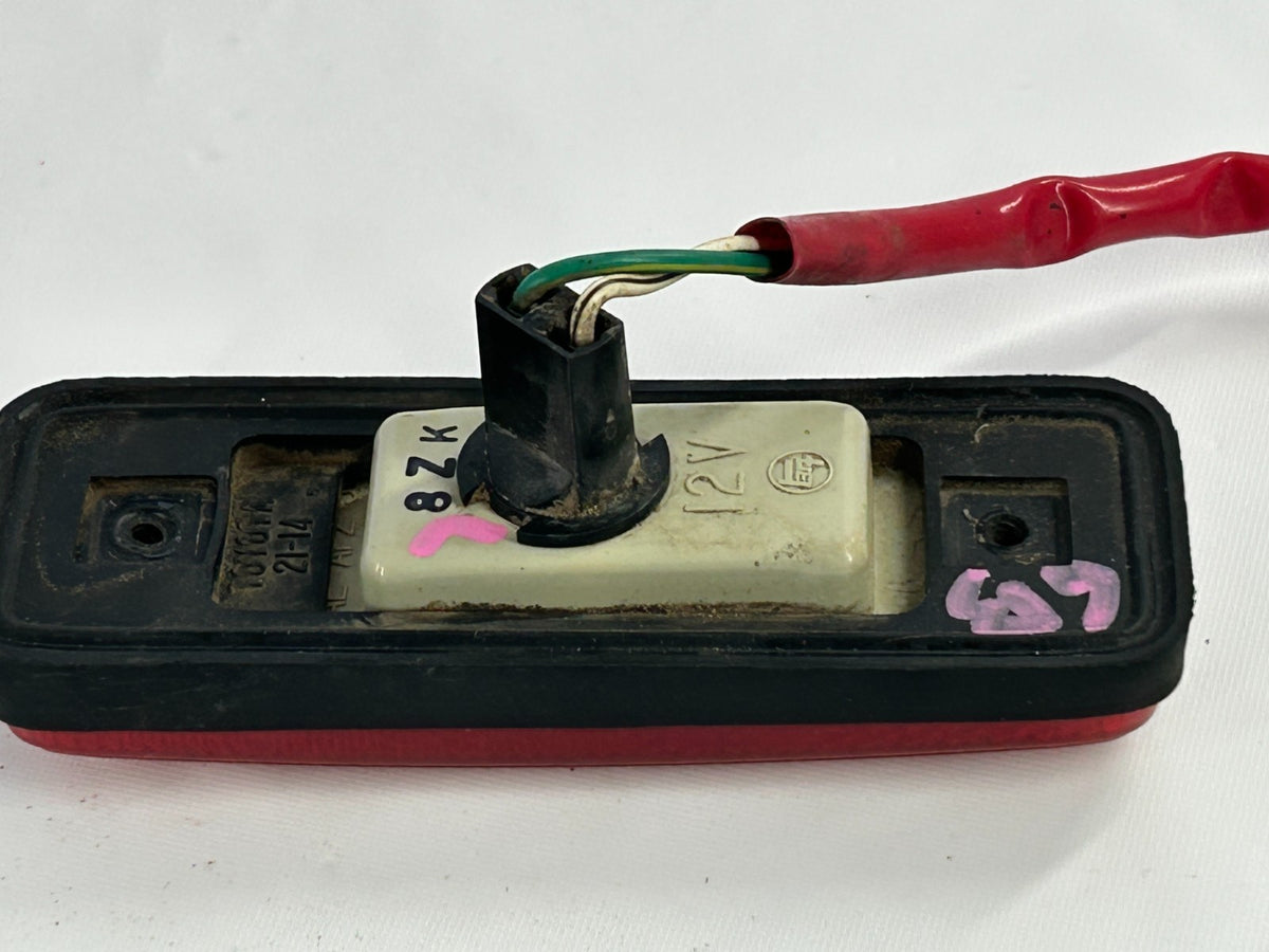 81-90 Toyota Land Cruiser FJ62 Rear Left Side Marker Light Lamp OEM 81750-91255