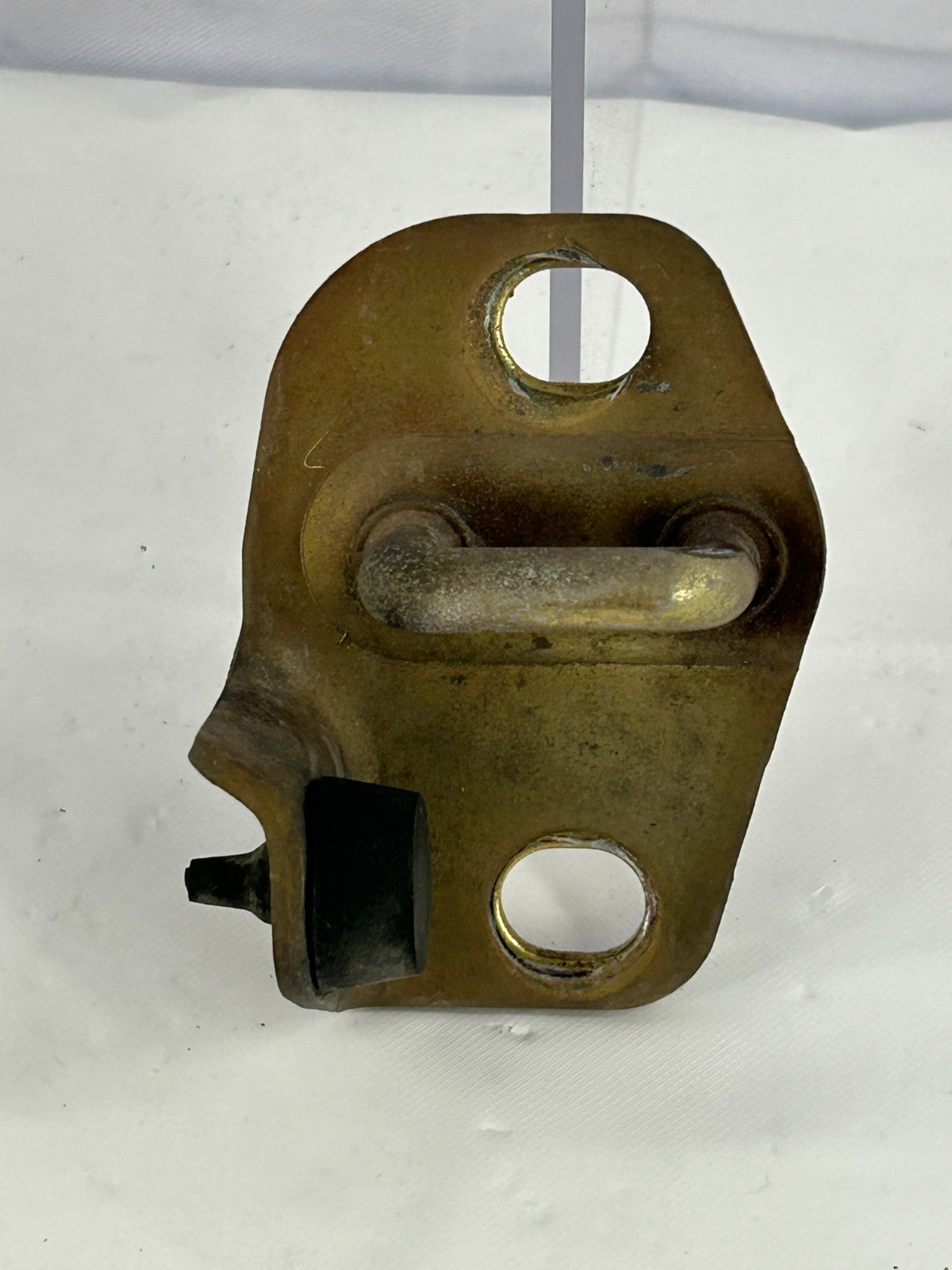81-90 Toyota Land Cruiser Rear Right Tailgate Lock Striker Plate OEM 69450-90A00