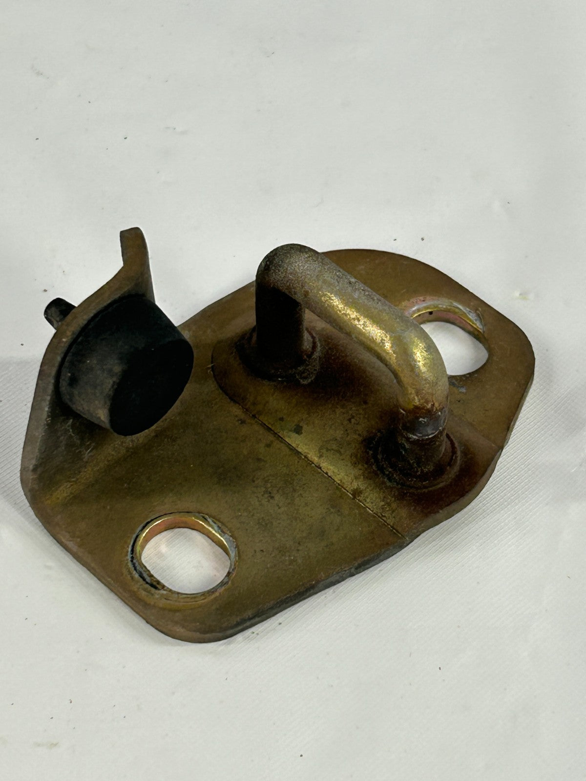 81-90 Toyota Land Cruiser Rear Right Tailgate Lock Striker Plate OEM 69450-90A00