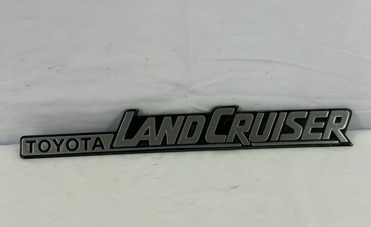 84-90 Toyota Land Cruiser FJ62 Rear Right Quarter Panel Emblem OEM 75370-90A02