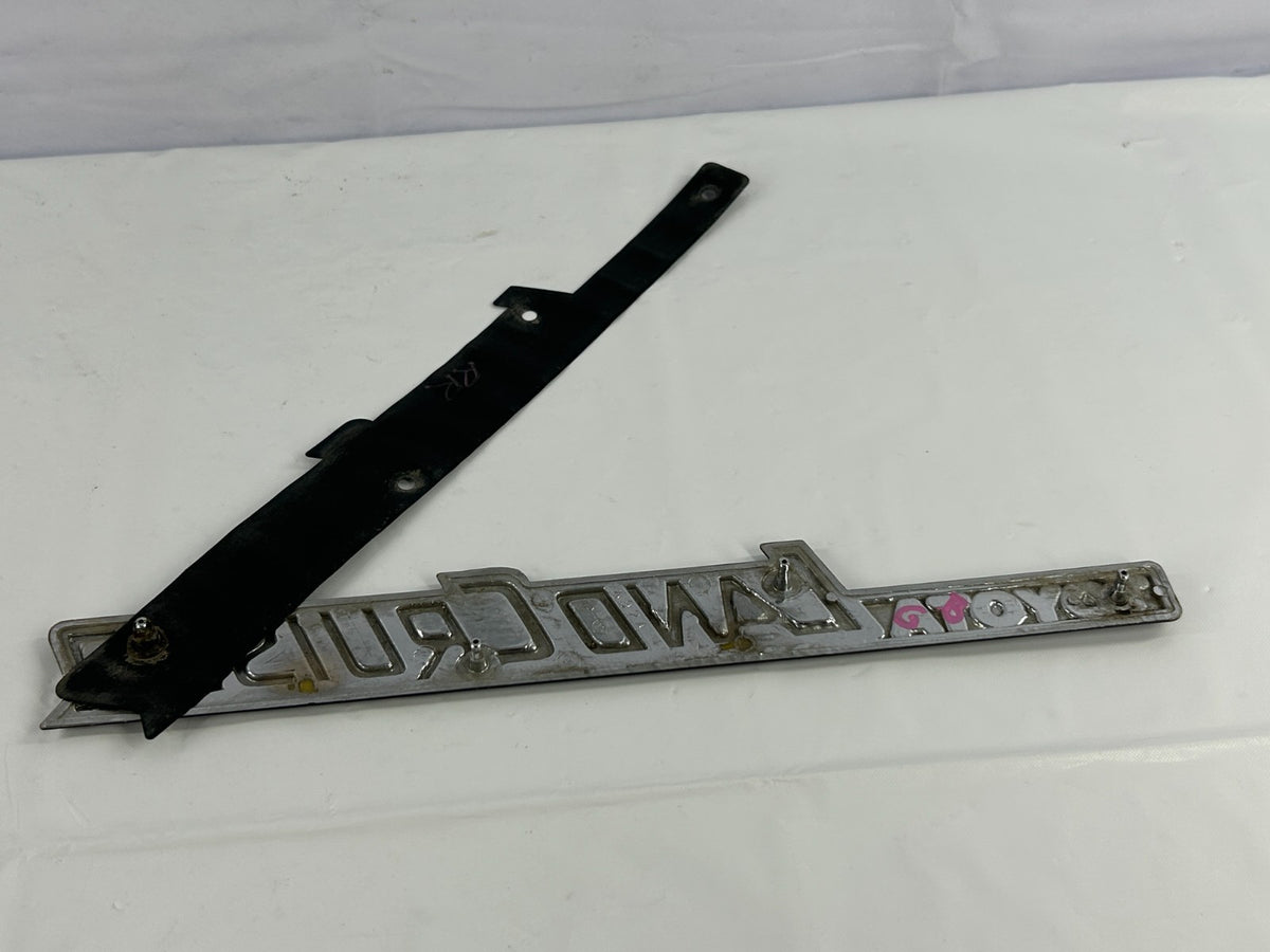 84-90 Toyota Land Cruiser FJ62 Rear Right Quarter Panel Emblem OEM 75370-90A02