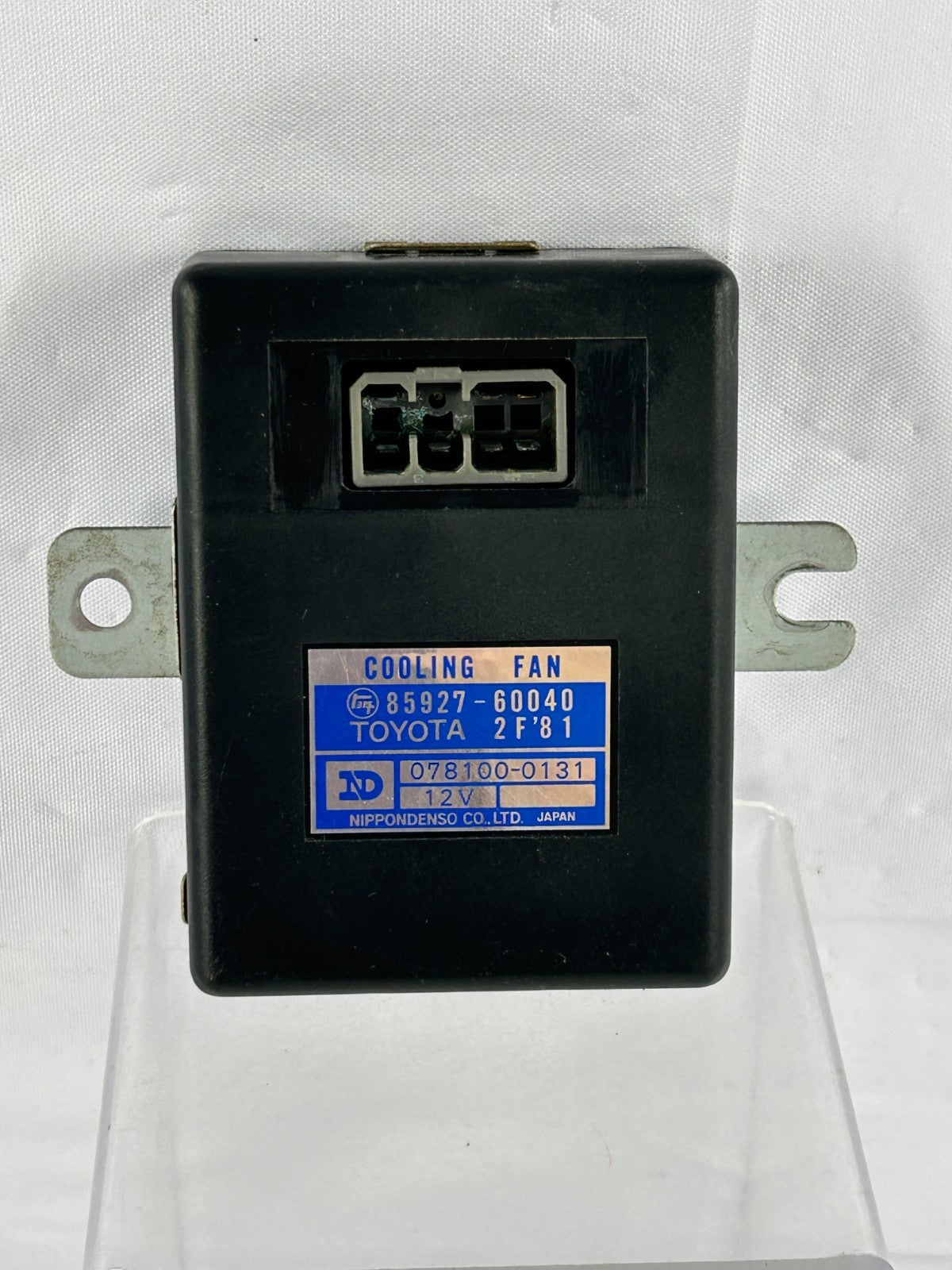 1981-1990 Toyota Land Cruiser Cooling Fan Control Relay Module OEM 85927-60040