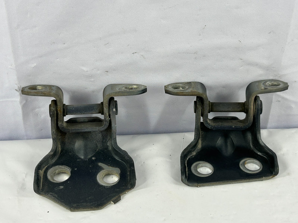 81-90 Toyota Land Cruiser Rear Right Side Door Hinges & Bolts OEM 68710-30080