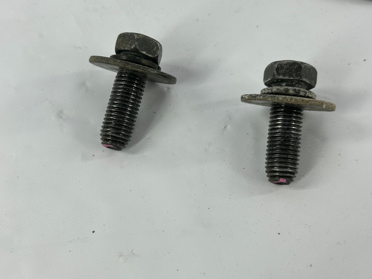1988-1990 Toyota Land Cruiser Front Right Seat Bracket & Bolts OEM