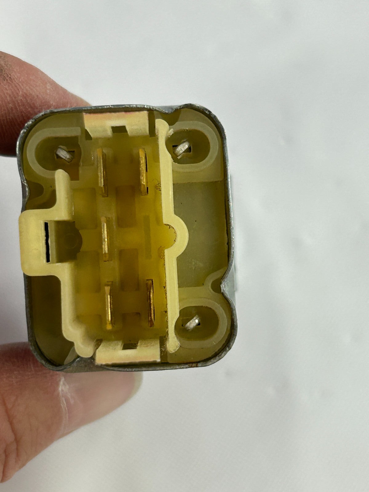 1985-1989 Toyota Land Cruiser Fuse Box Multi Purpose 5-Pin Relay OEM 85913-30020