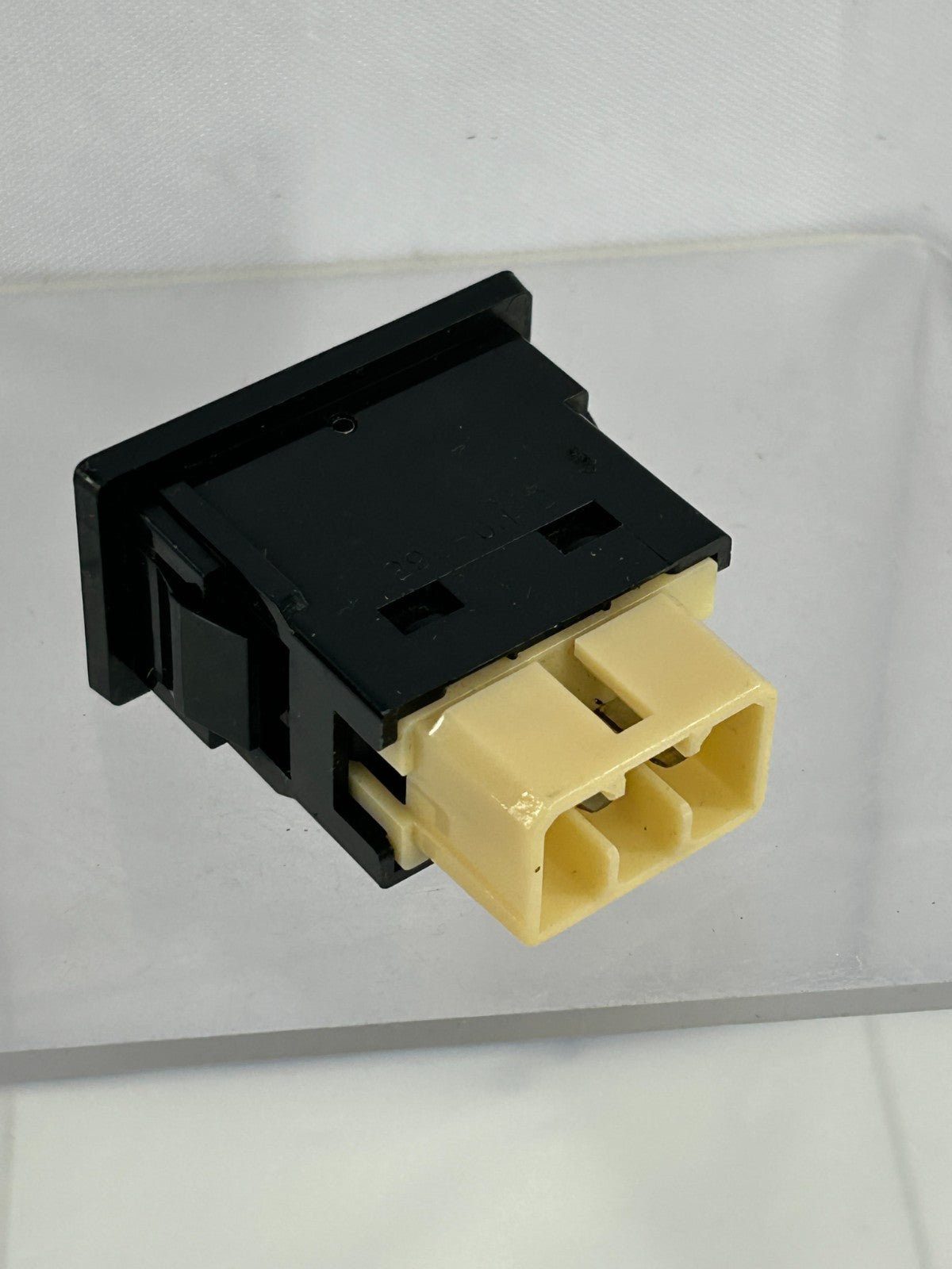 1988-1990 Toyota Land Cruiser Power Antenna Control Switch OEM 84760-90A01