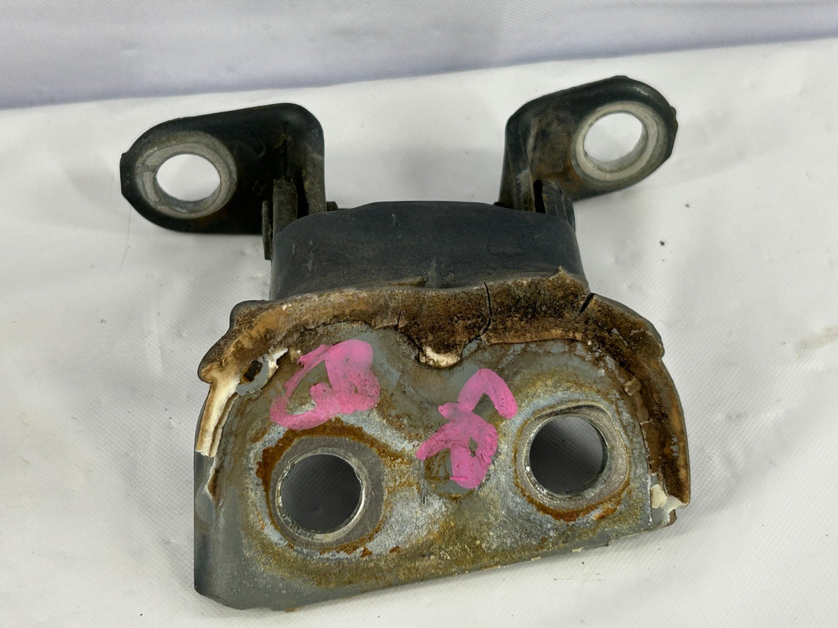 1981-1990 Toyota Land Cruiser Rear Left Door Hinges Upper Lower OEM 68720-30020
