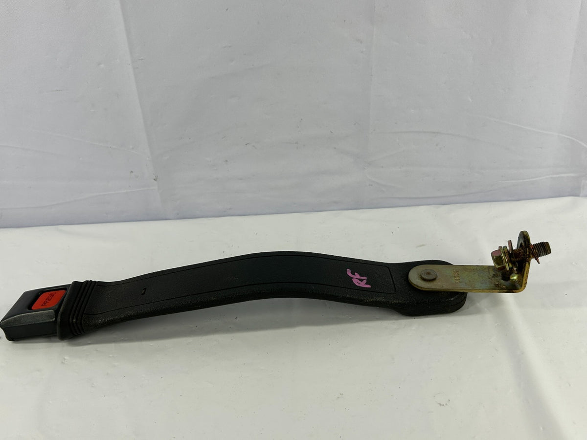 1985-1990 Toyota Land Cruiser Front Right Seat Belt Buckle OEM 73230-90A17-06