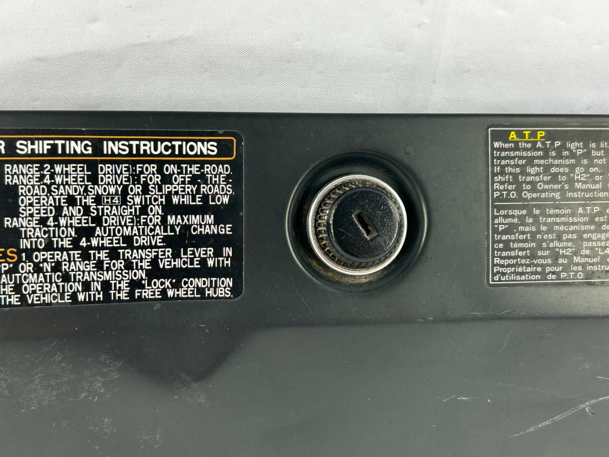 1988-1990 Toyota Land Cruiser Glove Box Door Lid Without Key OEM 55501-90A00-06