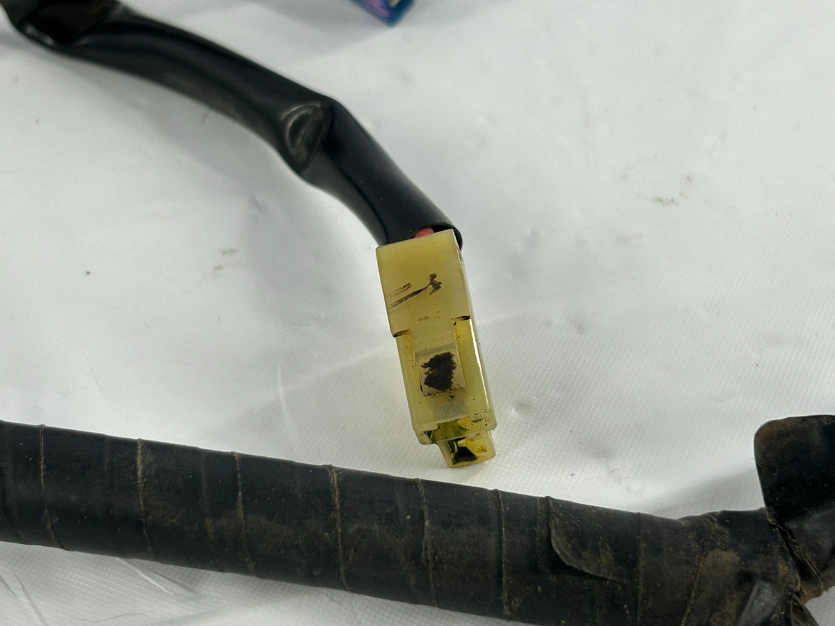 1988-1990 Toyota Land Cruiser Rear Right Door Window Wire Harness OE 82154-90A03