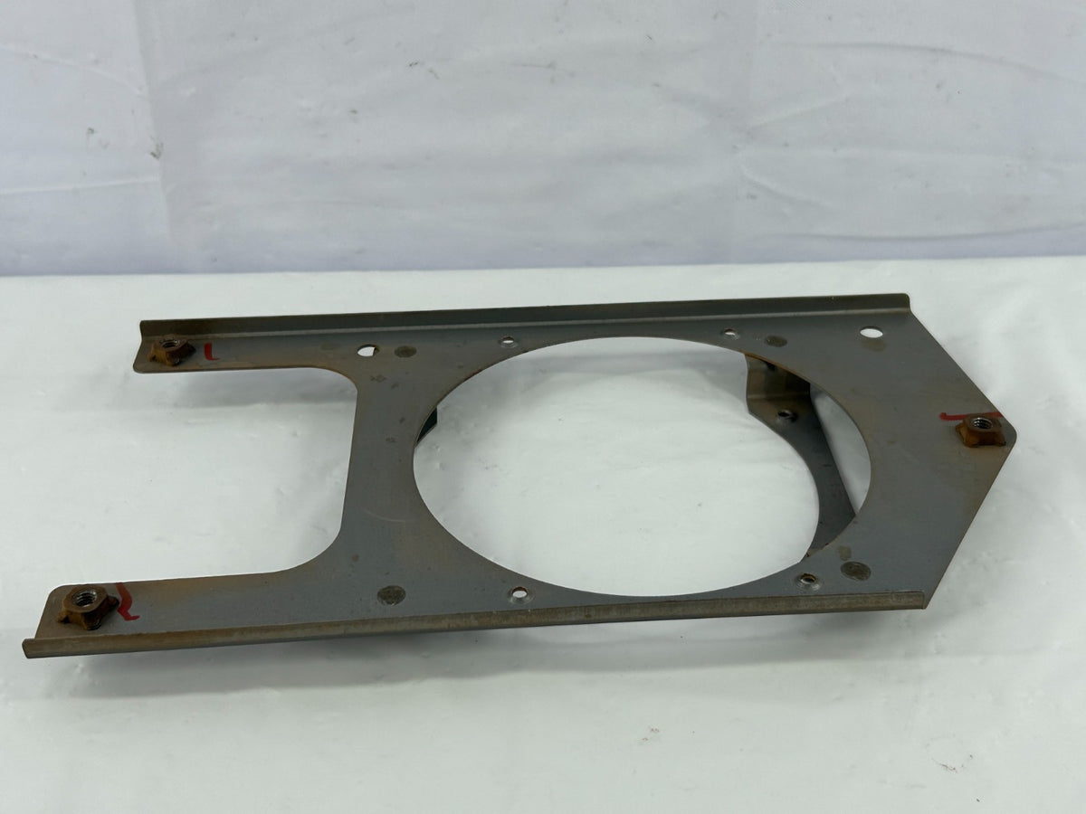 88-90 Toyota Land Cruiser Rear RH Cargo Speaker Mounting Bracket OEM 86209-90A00