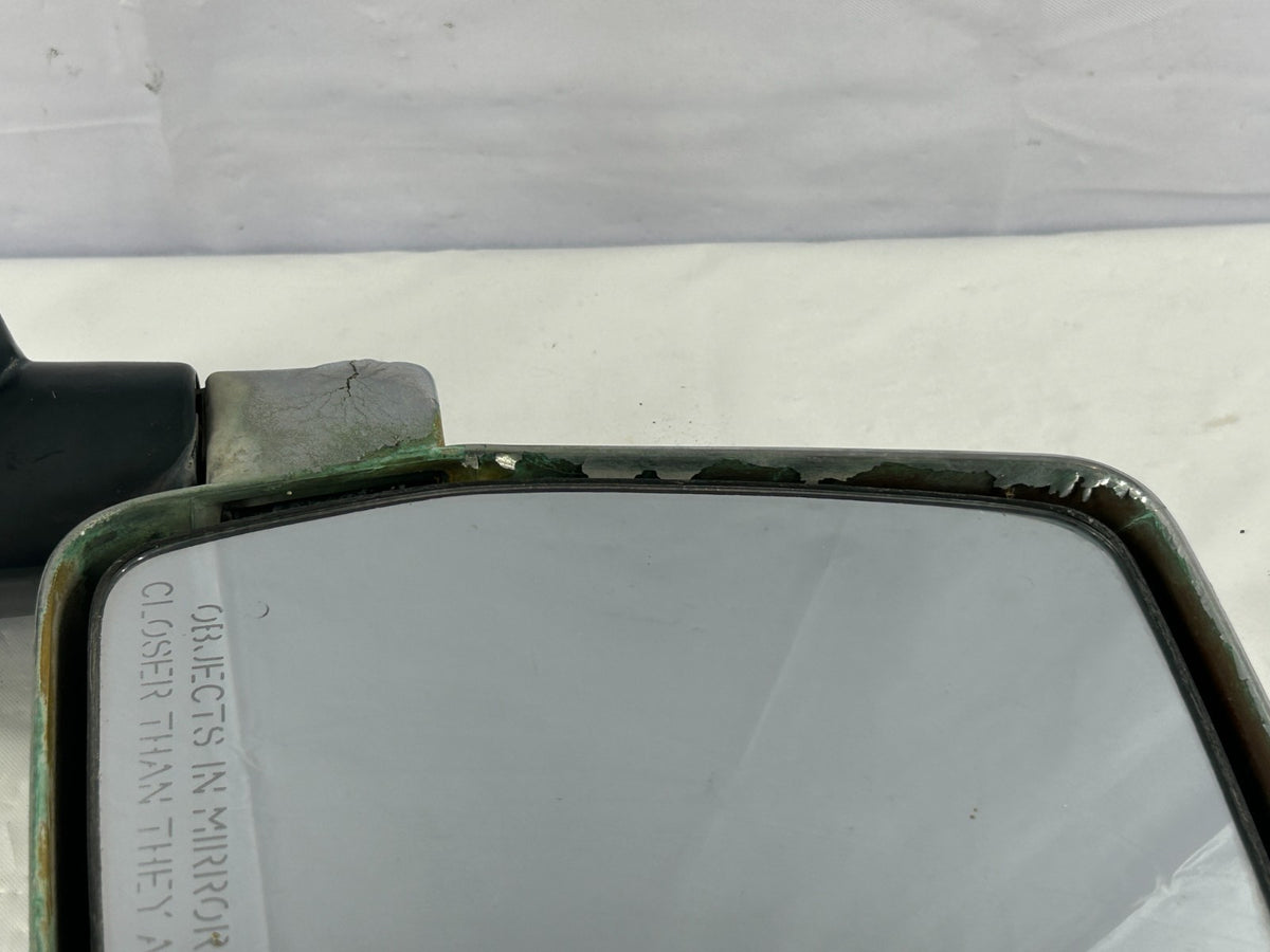 1988-1990 Toyota Land Cruiser Front Right Door Side View Mirror OEM 87910-90A18