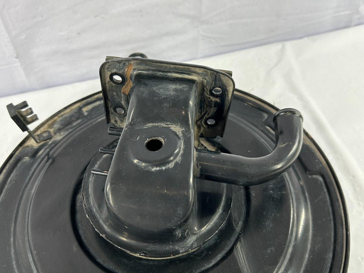 88-90 Toyota Land Cruiser FJ62 Air Cleaner Canister Filter Lid OEM 17705-61130