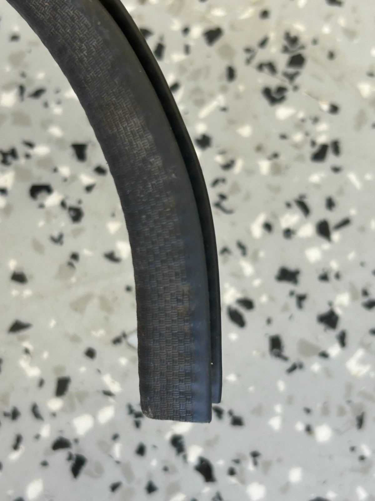 85-90 Toyota Land Cruiser Front Left Door Window Glass Run Seal OEM 68141-90A03