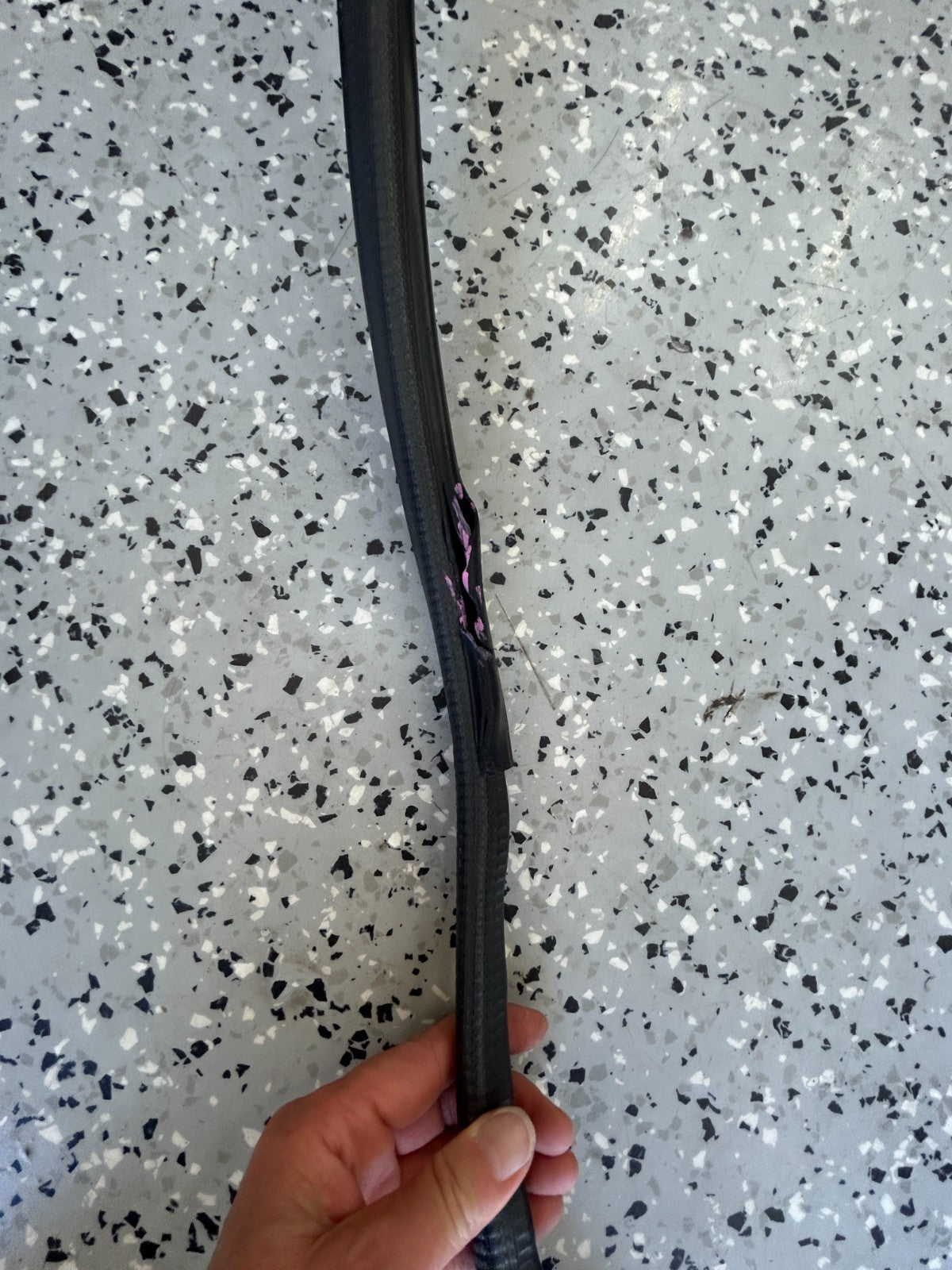 85-90 Toyota Land Cruiser Front Left Door Window Glass Run Seal OEM 68141-90A03