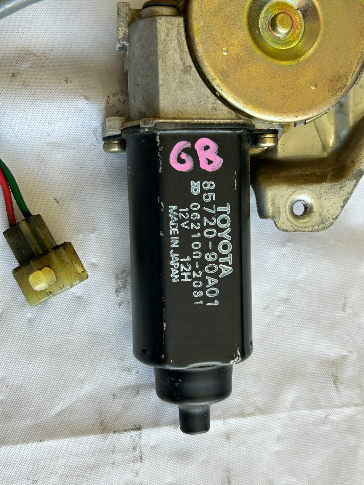 1988-1990 Toyota Land Cruiser Rear Left Window Regulator Motor OEM 85720-90A01