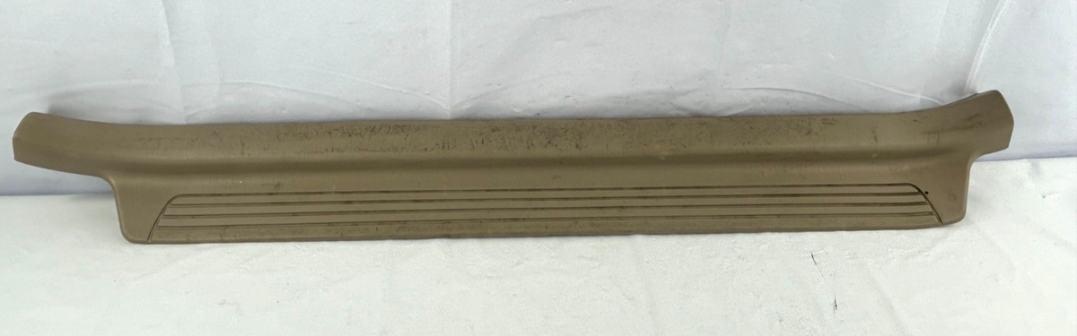 98-03 Toyota Land Cruiser Front Right Door Scuff Plate Beige OEM 67913-60040-A0