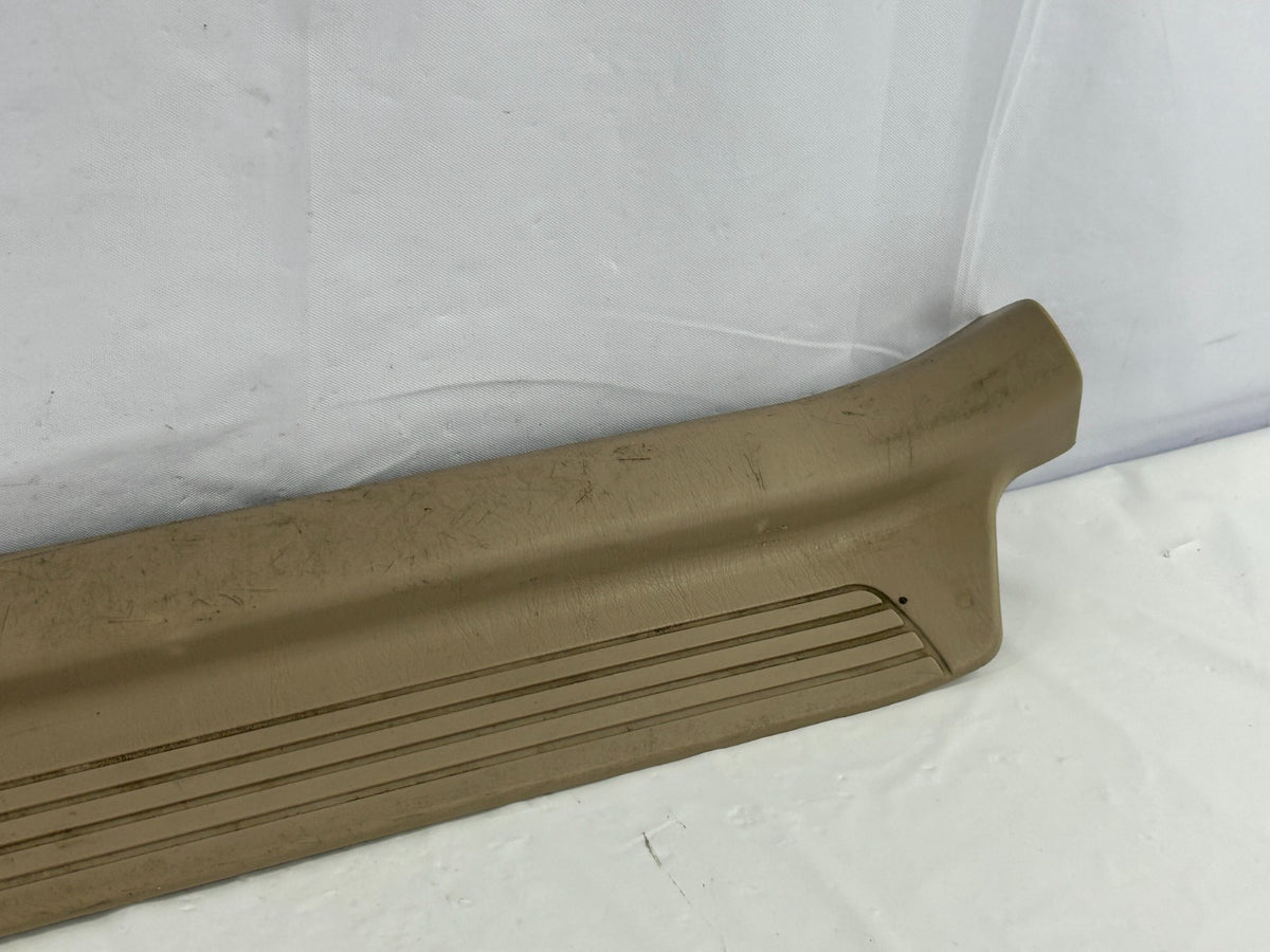 98-03 Toyota Land Cruiser Front Right Door Scuff Plate Beige OEM 67913-60040-A0