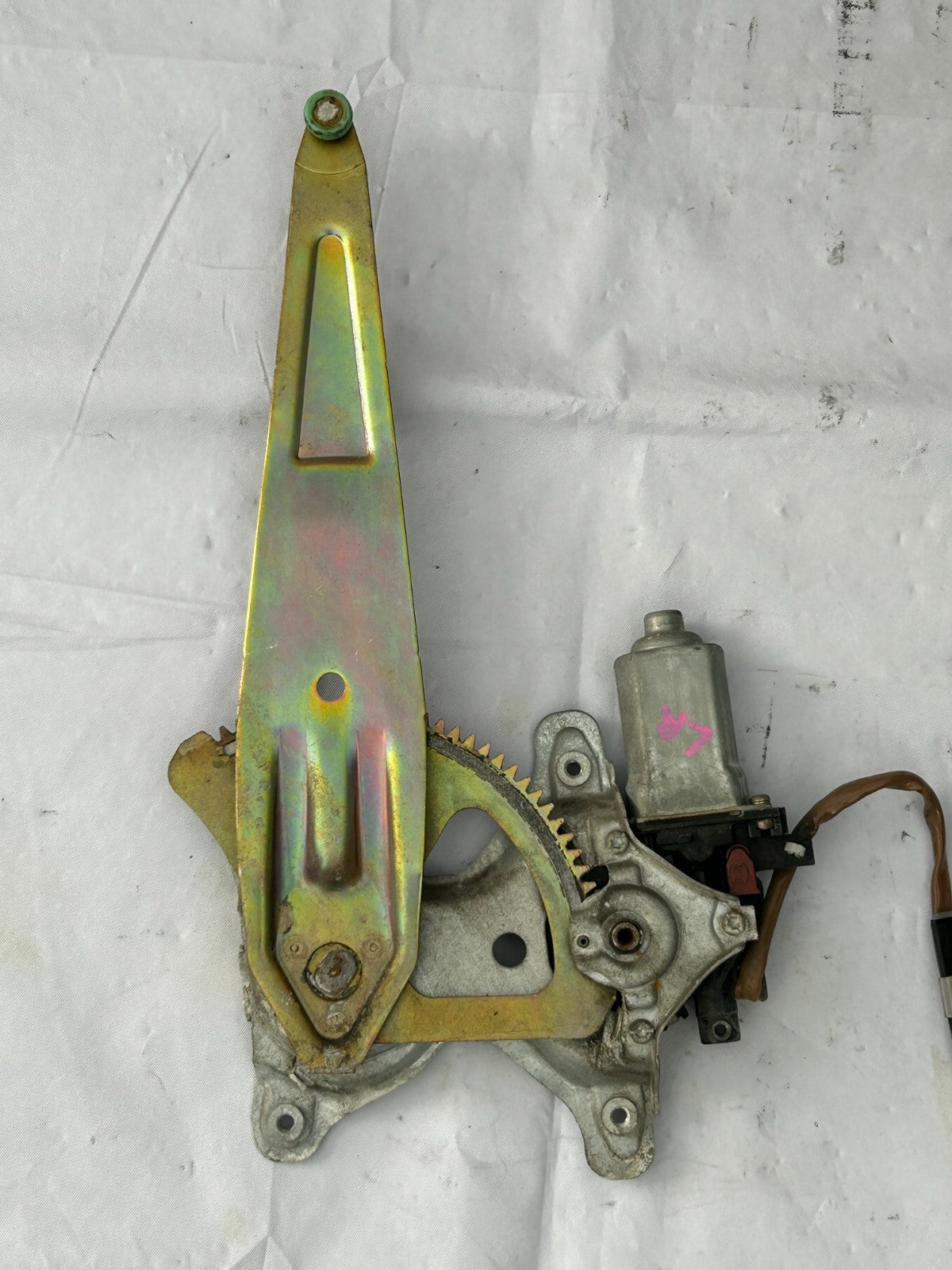 98-00 Toyota Land Cruiser Rear Left Power Window Regulator Motor OEM 85710-60110
