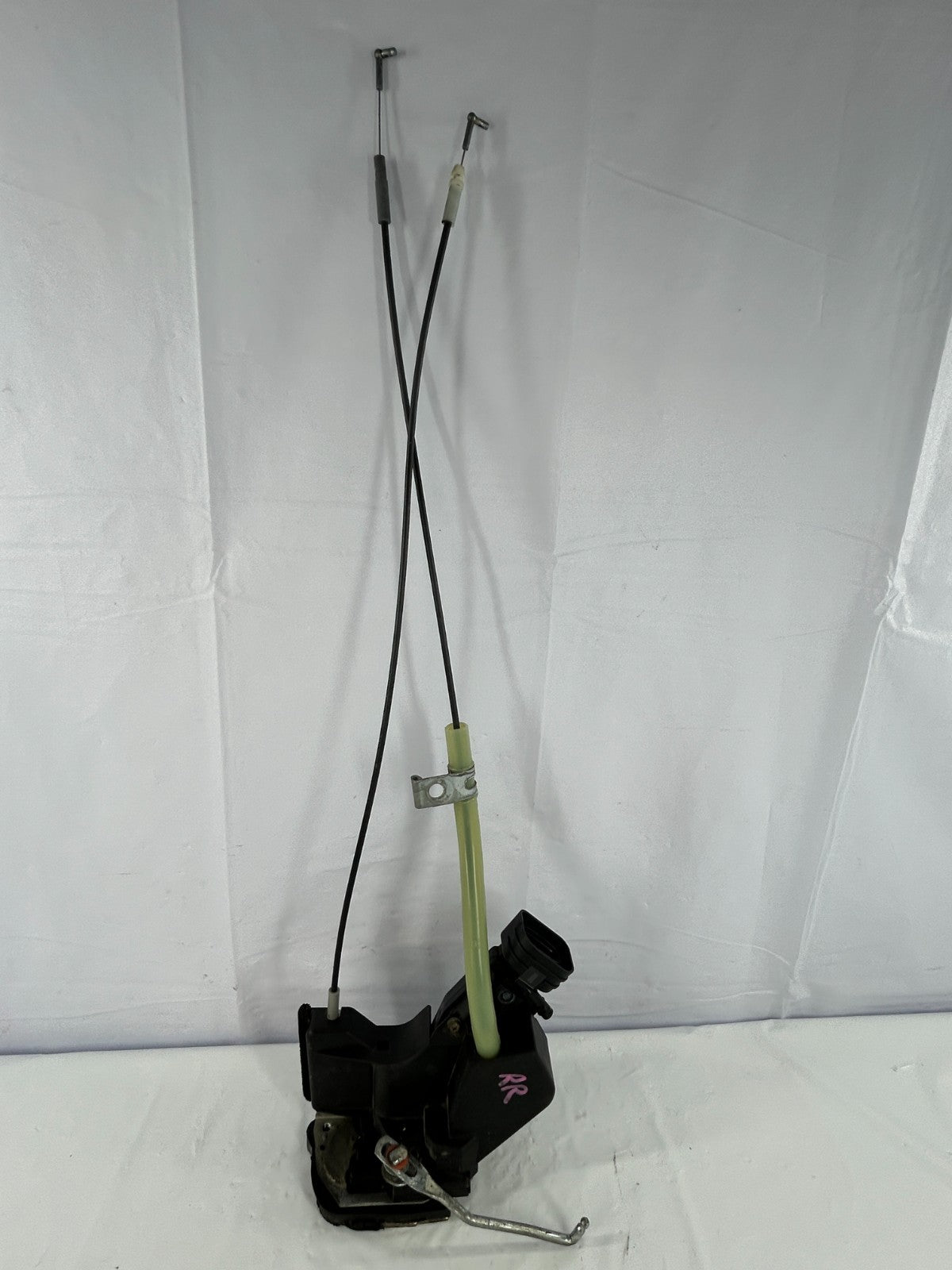 99-07 Toyota Land Cruiser Rear Right Door Lock Latch Actuator OEM 69050-60061
