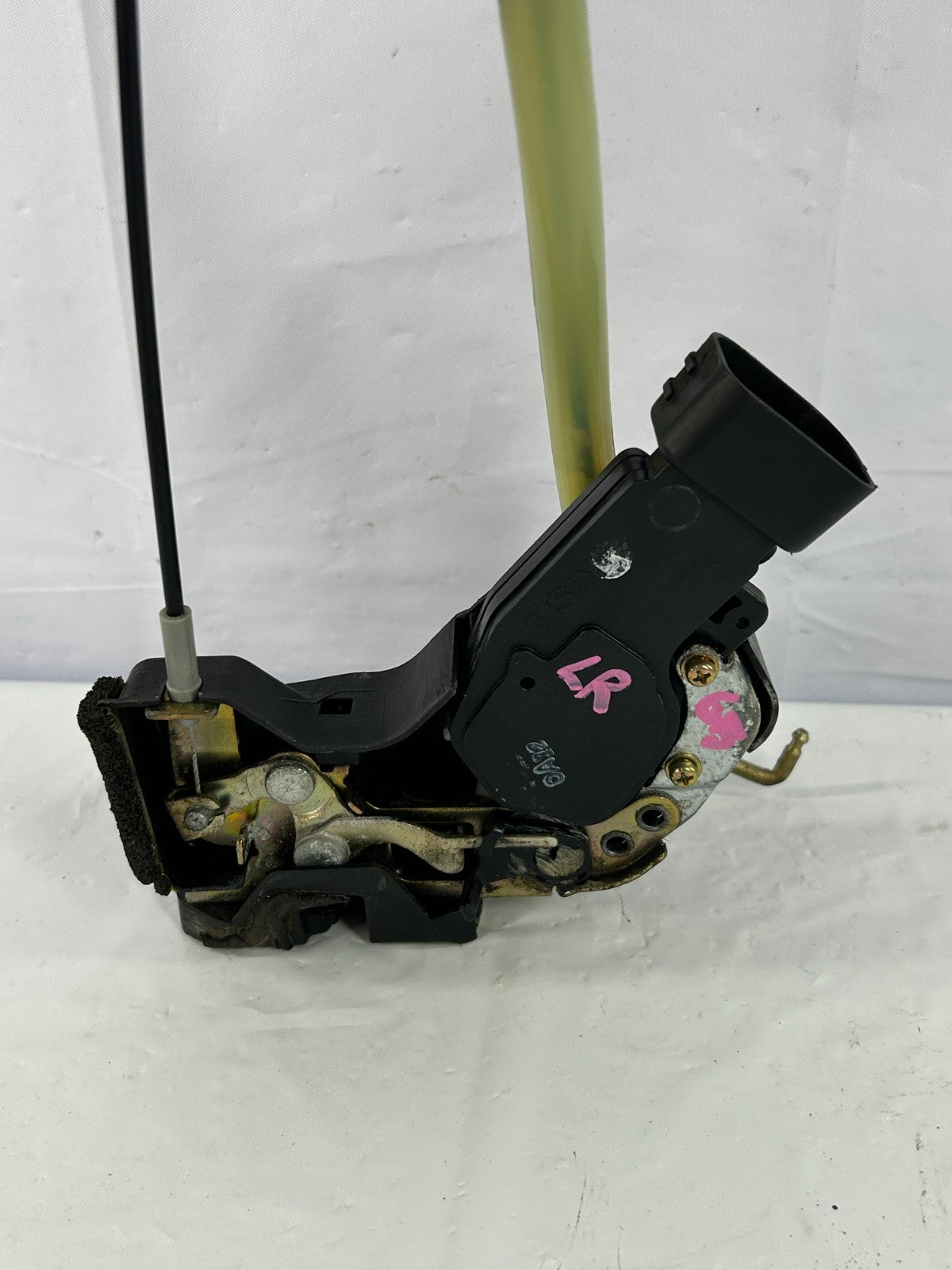 1999-2007 Toyota Land Cruiser Rear Left Door Lock Latch Actuator OEM 69060-60061