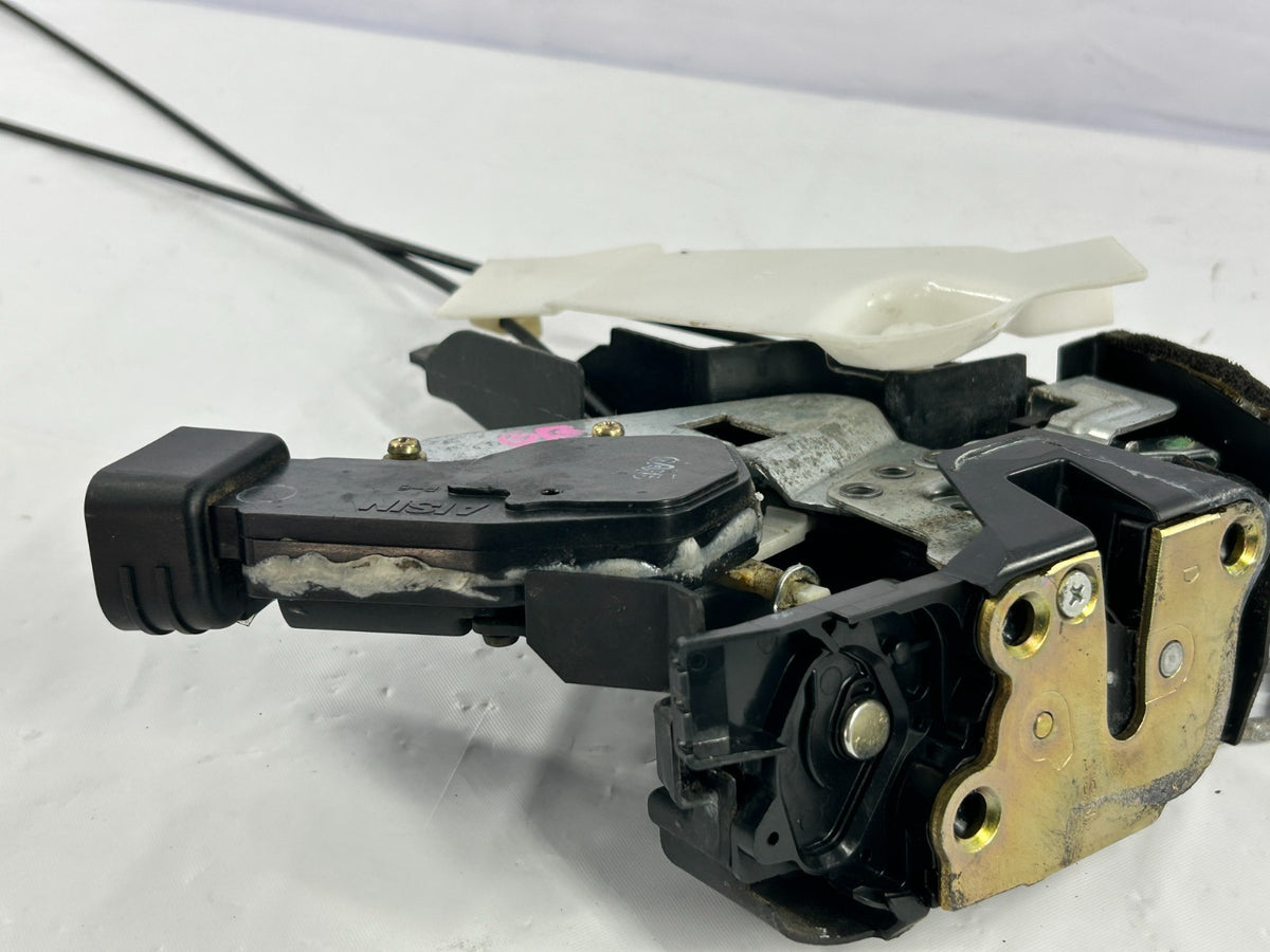 98-01 Toyota Land Cruiser Front Right Door Lock Latch Actuator OEM 69030-60081