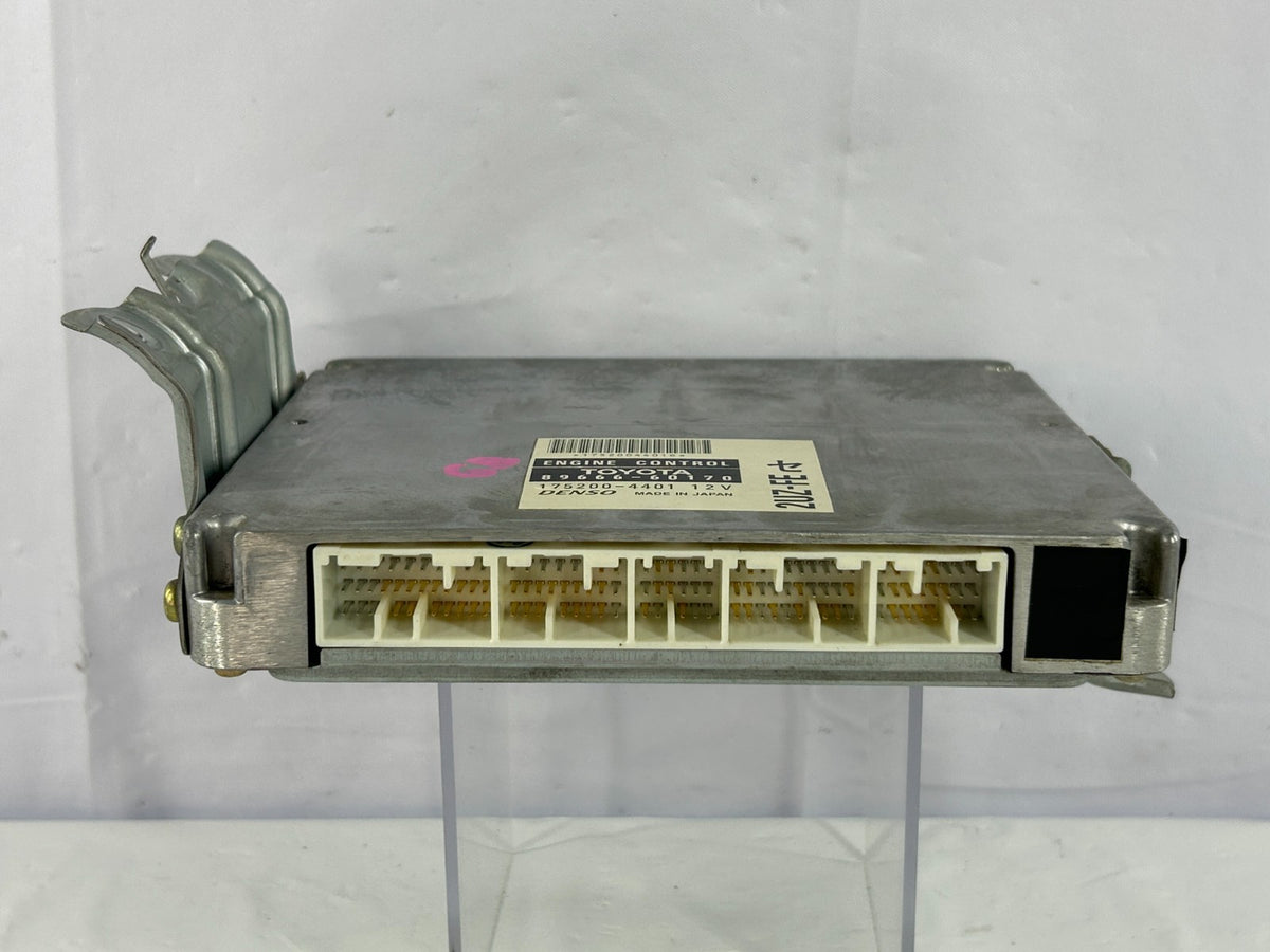 1999-2001 Toyota Land Cruiser Ecu Ecm Engine Control Module OEM 89666-60170