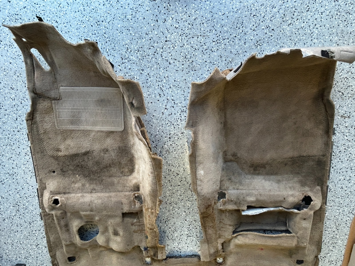 99-01 Toyota Land Cruiser Front Cabin Interior Floor Carpet OEM 58510-6B461-A0