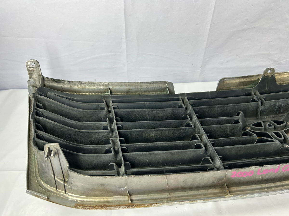 1998-2003 Toyota Land Cruiser Front Upper Radiator Grille Chrome OEM 53111-60340