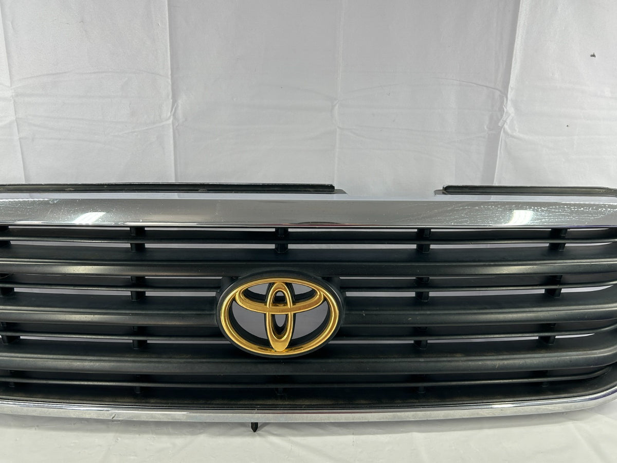 1998-2003 Toyota Land Cruiser Front Upper Radiator Grille Chrome OEM 53111-60340