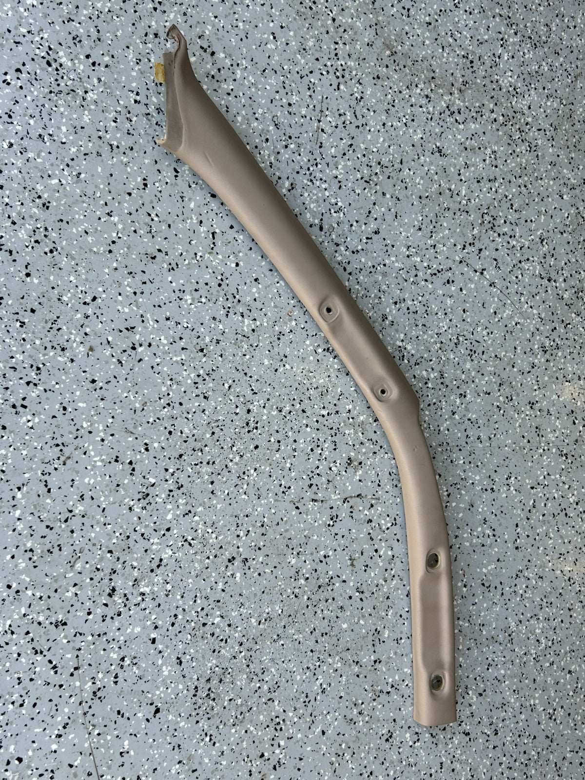 98-03 Toyota Land Cruiser Front Right Windshield A Pillar Trim OEM 62210-60070