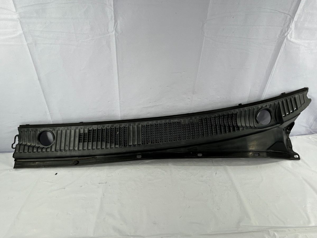 98-07 Toyota Land Cruiser Left Driver Side Cowl Top Grille OEM 55782-60030