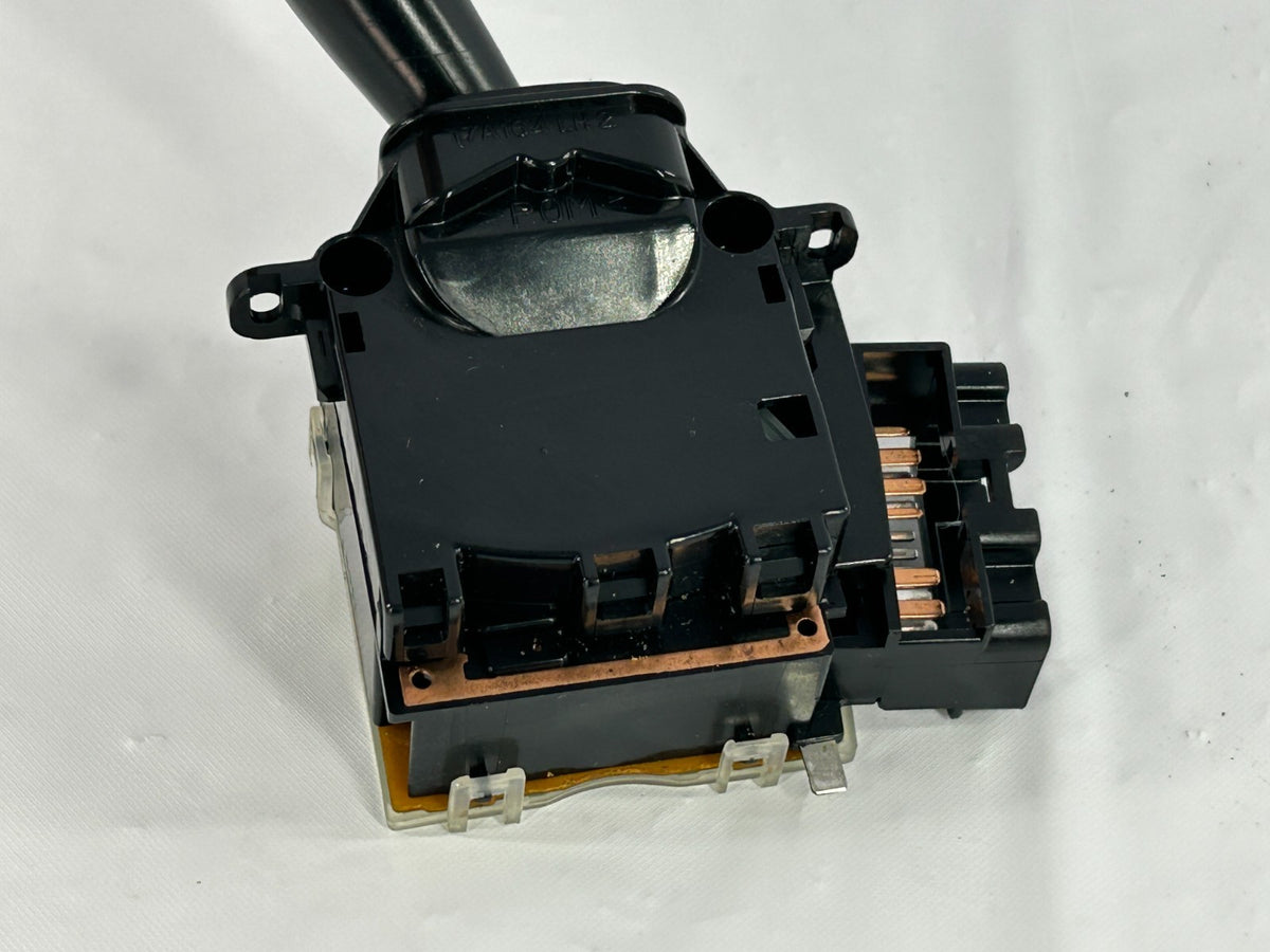 1998-2003 Toyota Land Cruiser Windshield Wiper Control Switch OEM 84652-60840