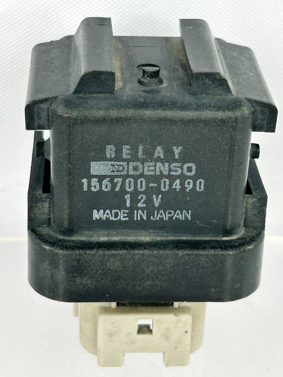 1998-2002 Toyota Land Cruiser Engine Bay Fuse Relay Module OEM 156700-0490