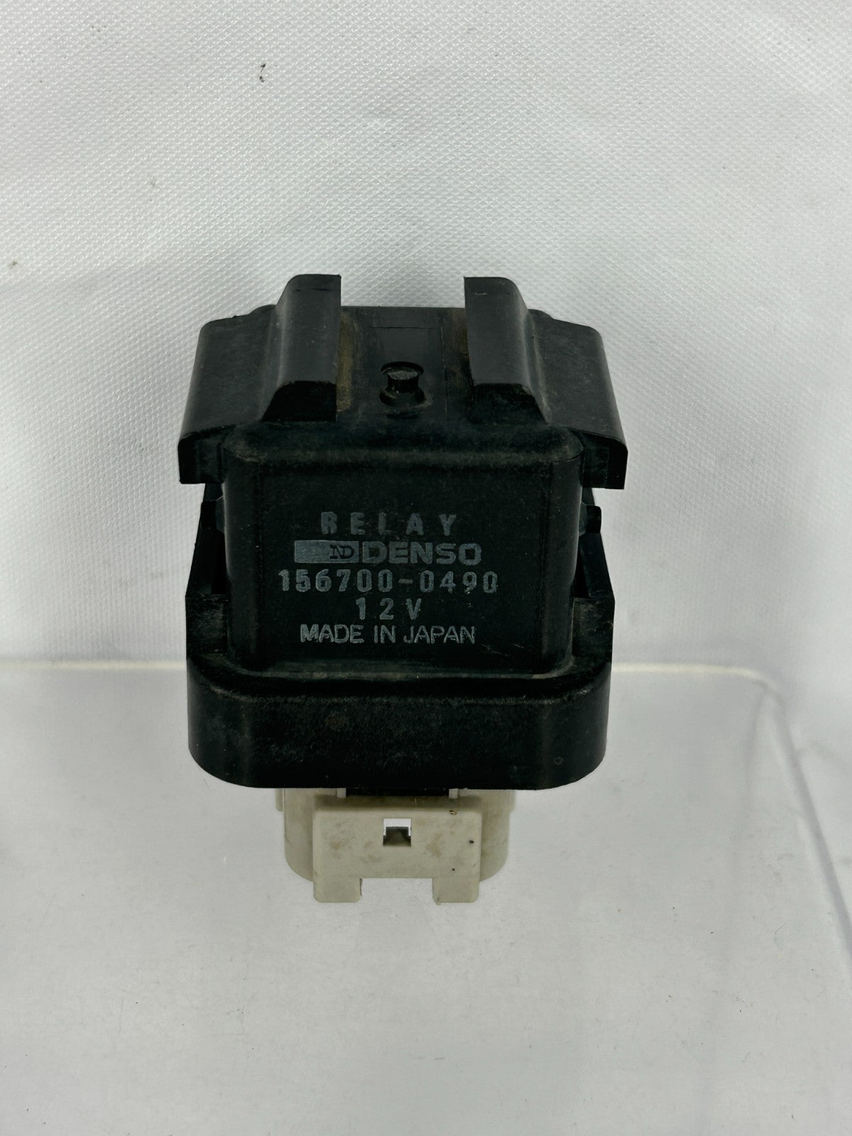 1998-2002 Toyota Land Cruiser Engine Bay Fuse Relay Module OEM 156700-0490