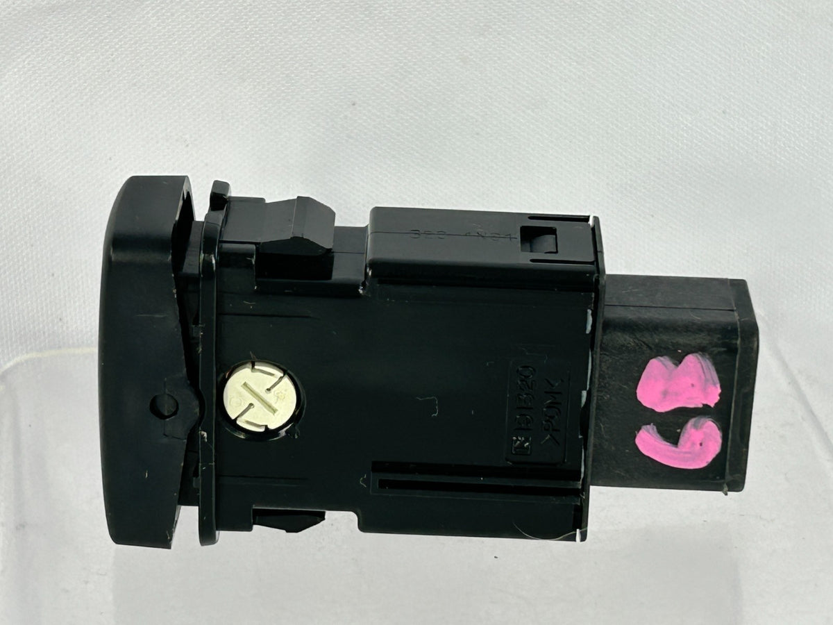 98-07 Toyota Land Cruiser Rear Right Quarter Window Vent Switch OEM 84835-60010