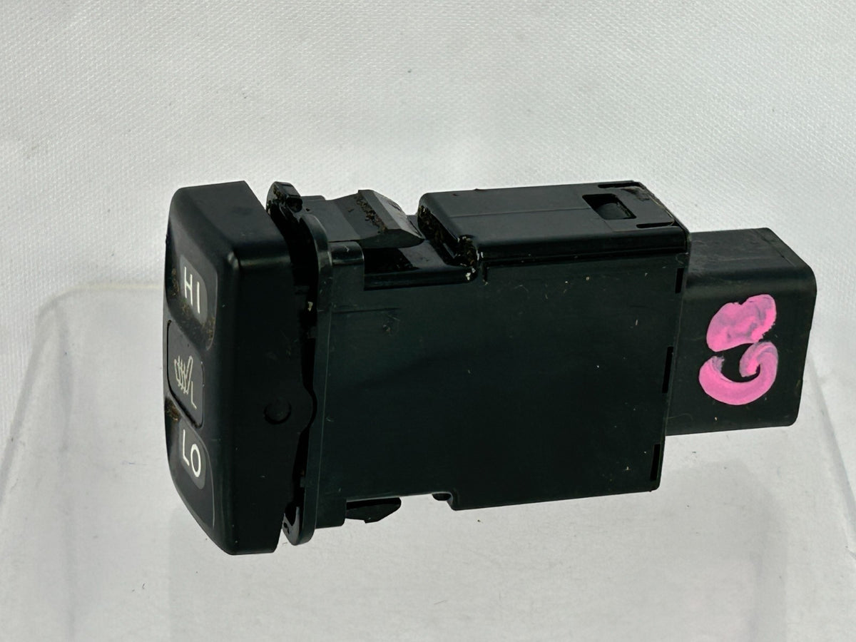 98-07 Toyota Land Cruiser Left Side Seat Heater Control Switch OEM 84751-60100