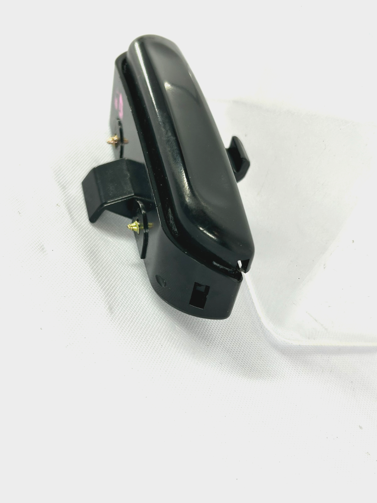 1998-2007 Toyota Land Cruiser Center Console Armrest Lid Latch OEM 58908-60020